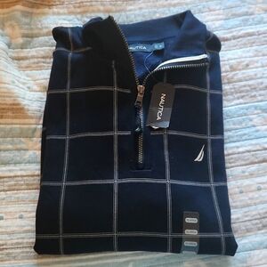 NWT Nautica quarter zip Men's pullover XL. Gift quality!